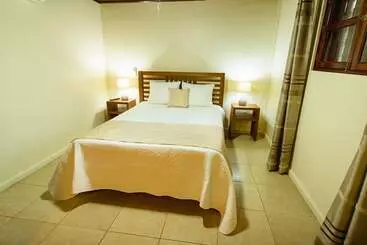 هتل Flor De Sarta