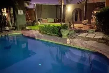 بنسيون Bush Pillow Guest House