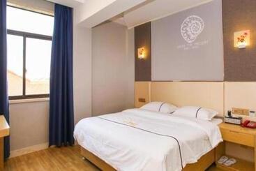 Shell Hotel Jiangsu Kunshan Lujia Town Youyi Road