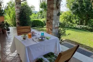 Aamiaismajoitus (B&B) La Collina Delle Acacie