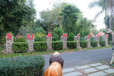 膳宿费 Baansuanchan Resort