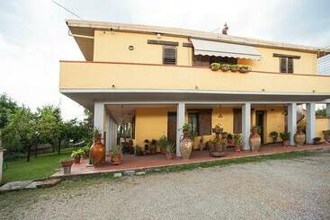 Pensió Ai Vecchi Pini