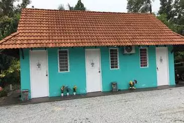 Hotelli Oyo Homes 90590 Mazhomestay