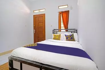 Hotel Spot On 91469 Pondok Pelita