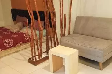 ペンション Suburdi Guest House