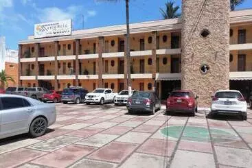 ホテル Estancia San Carlos Guayabitos