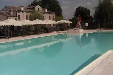 هتل Locanda Corte Arcangeli