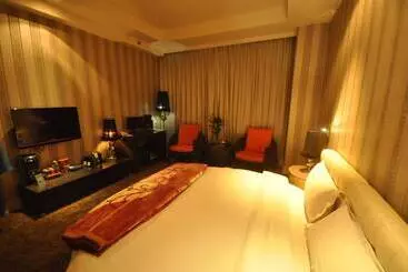 هتل Luoyang Bohemia