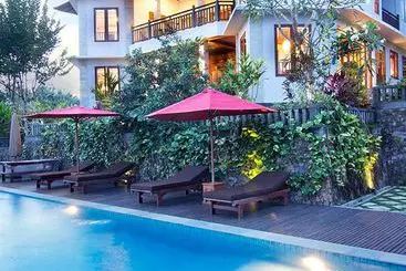 Villa's The Sanyas Retreat