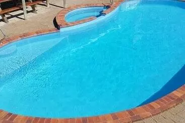 Tradewinds Apartments