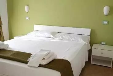 B&b Zahir