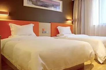 هتل 7days Premium Chongqing Nanping Pedestrian Street Light Rail Station Branch