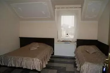 Retkeilymaja Pokoje Gościnne Gum Bar