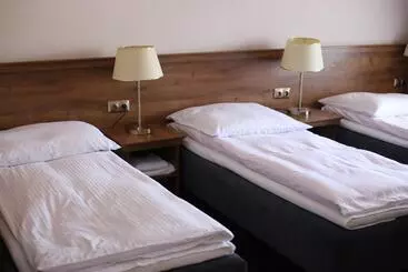 ホテル Pod Różami