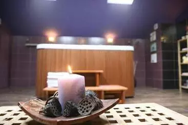 ホテル Złoty Młyn Majków