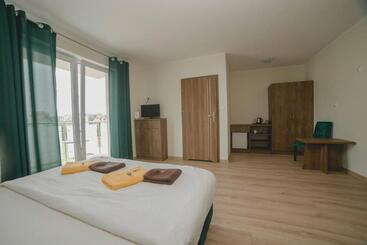 住宿加早餐  Willa Mirella