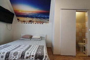 פנסיון Komodor   Ozonowane Pokoje Gościnne