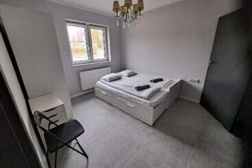 Pensió Mia Mia House