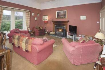 Bed & Breakfast Kirnan House