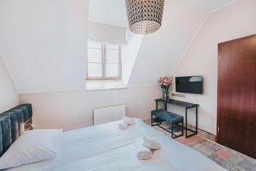 민박 Pałacyk Potockiego