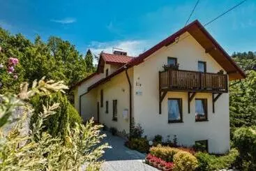 Majatalo Enklawa U Zosi