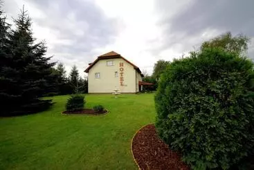 Restaurant & Hostel Broadway