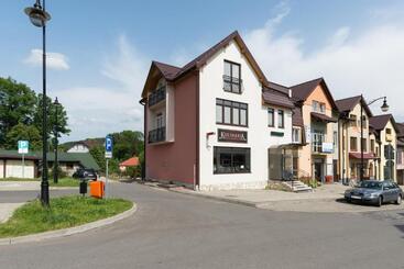 Bed and Breakfast Noclegi Sebastian W Centrum