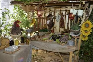 Retkeilymaja Restauracja Pod Kogutem