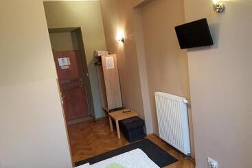 Dream Hostel & Apartments