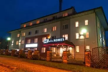 Hotelli Komes
