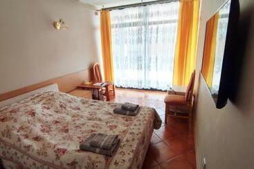 بنسيون Willa Joker