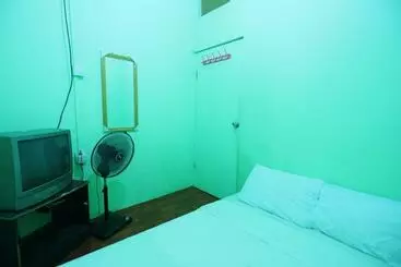 Hotel Spot On 92248 Kurnia Shangrila