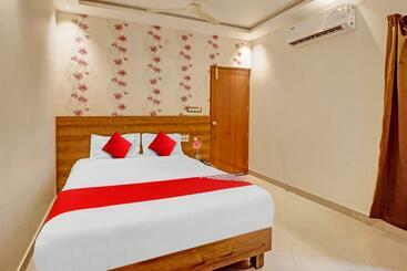 Flagship 80494 Hotel Formula 1