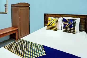 Szálloda Spot On 92222 Sahabat Kost Syariah Pacitan