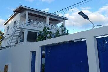 Apart Hotel Doña Mayra Aparta