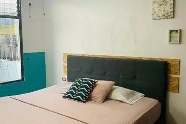 ペンション Sinergia Coworking & Hostel