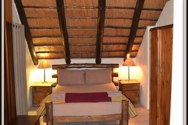 בית מלון כפרי Phumula Kruger Lodge