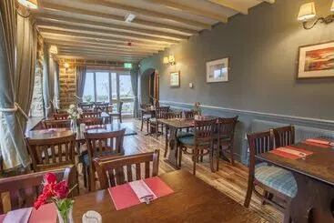 Отель The Plough   Room Only