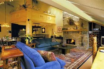 ホテル Whistler Blackcomb VR Hearthstone Lodge