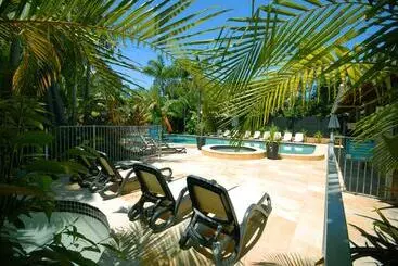 Daire Noosa Village River Resort