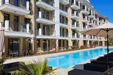 Aparthotel Emilia Romana Park