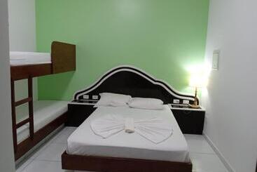 בית מלון כפרי Ancora Peruibe