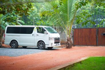 Hotel Margosa Mountain Villa