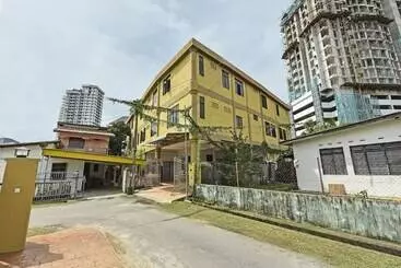 Hotelli Oyo 90706 Empire Inn 2