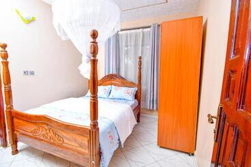 בית מלון כפרי Peace Of Mind Suites