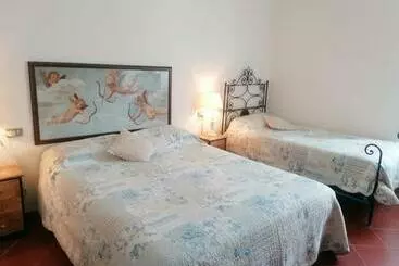 Pension Assisi Hus Stanza Tripla In Appartamento