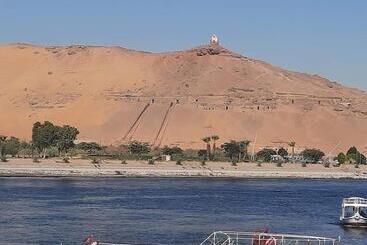 تختخواب و صبحانه Kayan Guest House