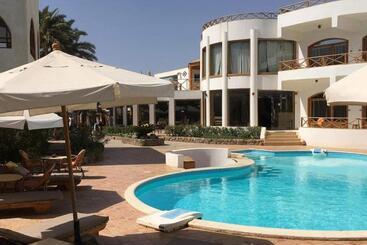 هتل Red Sea Relax