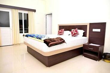 Hotel Oyo 80516k Nath Palace