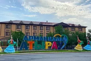 ホテル Reikartz Sunkar Atyrau